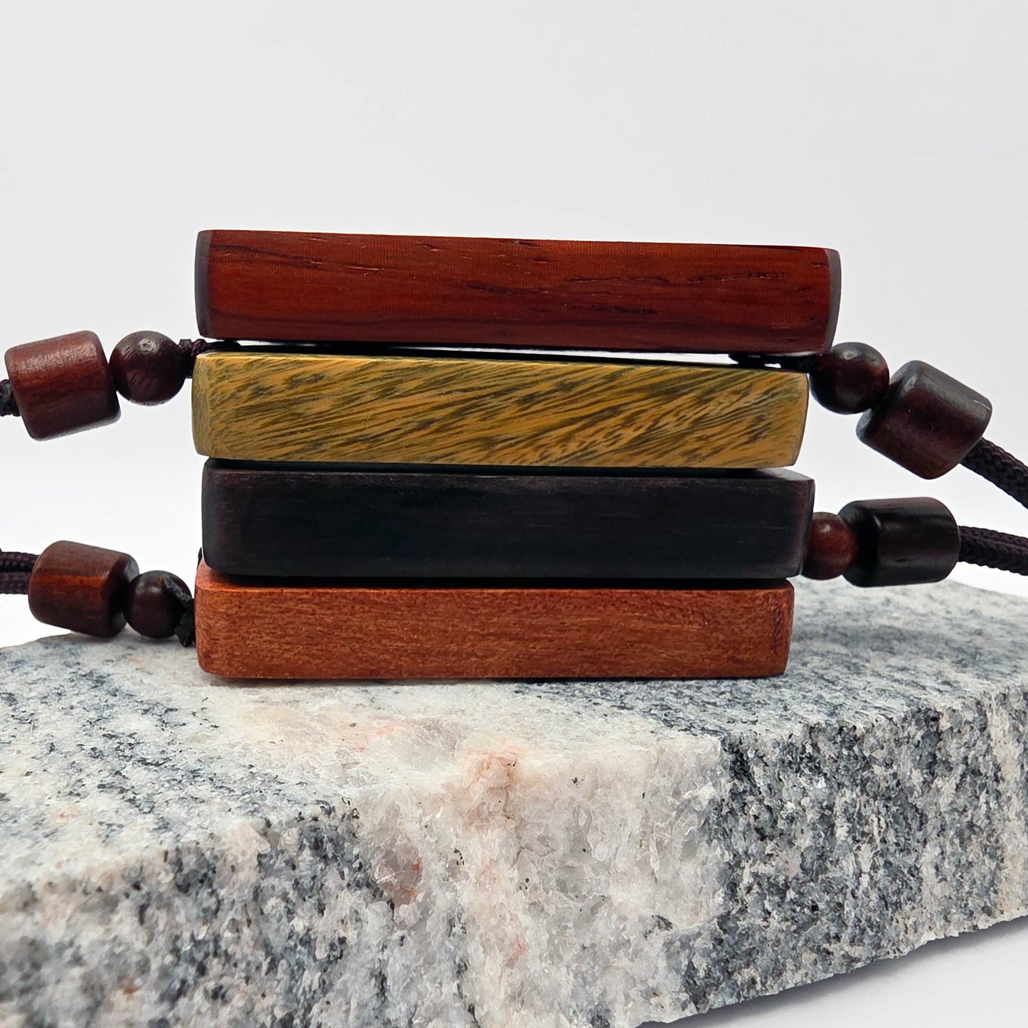 Holzanhänger "Kärnten Girl" V3